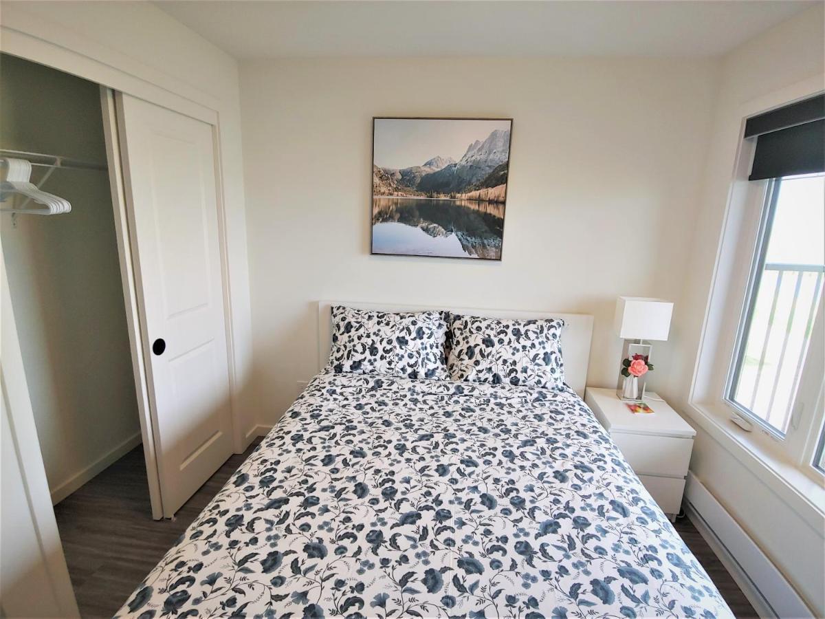 Serene 2 Bedroom Condo With Balcony And Lakeview Winnipeg Exterior foto